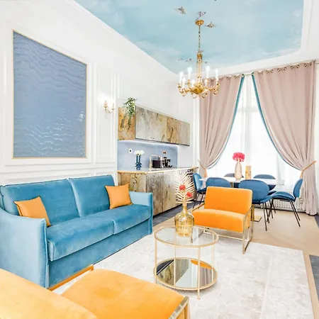 Merveil - Luxury -champs Elysees-haussmann I Parigi