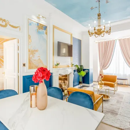 Merveil - Luxury -champs Elysees-haussmann I Paris